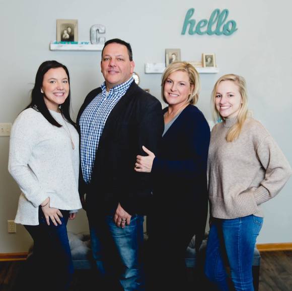 Meet your Posher, Kristin - Picture 1 of 1